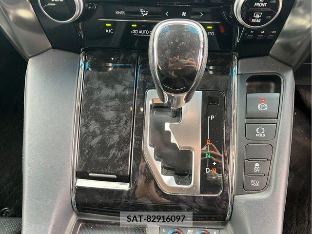 Toyota VELLFIRE 2020-04 299606-7