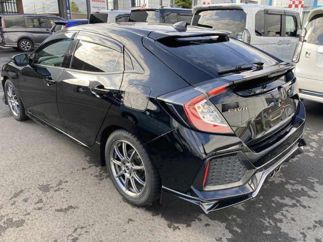 Honda CIVIC 2018-05 3341-2