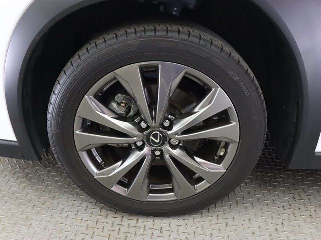 Lexus UX 2019-10 3681-27