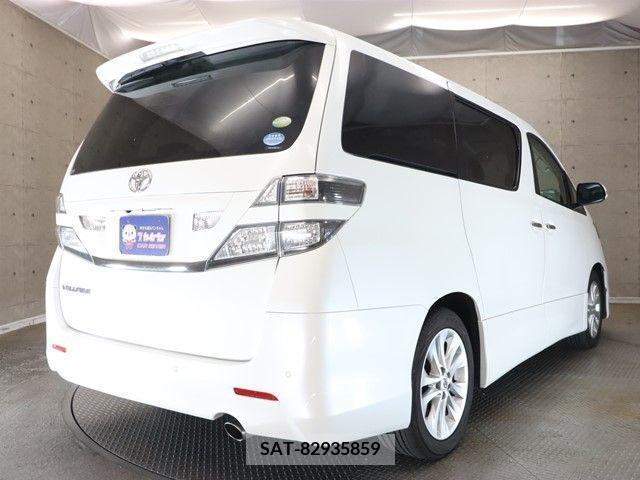 Toyota VELLFIRE 2009-12 369687-1
