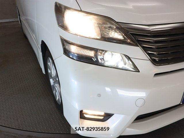 Toyota VELLFIRE 2009-12 369687-19