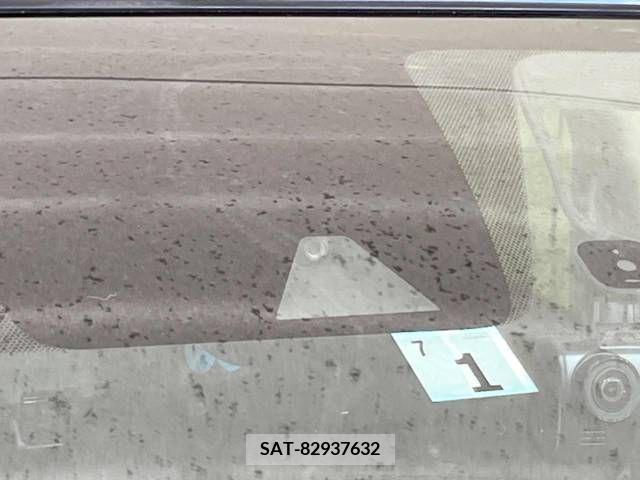 Nissan NOTE 2018-03 365357-2