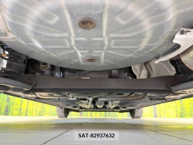 Nissan NOTE 2018-03 365357-18