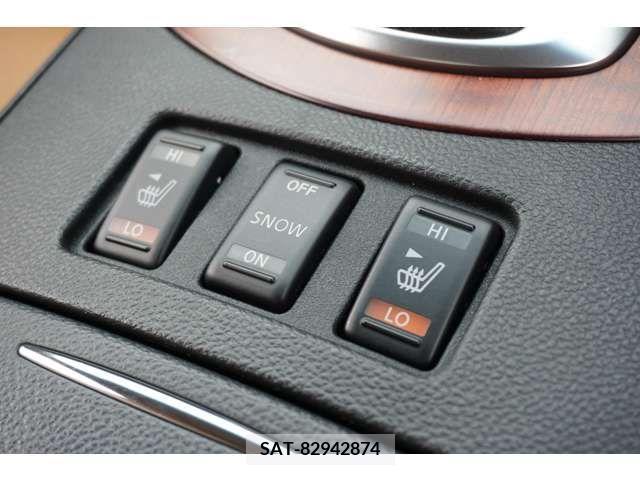 Nissan SKYLINE COUPE 2008-03 301221-12