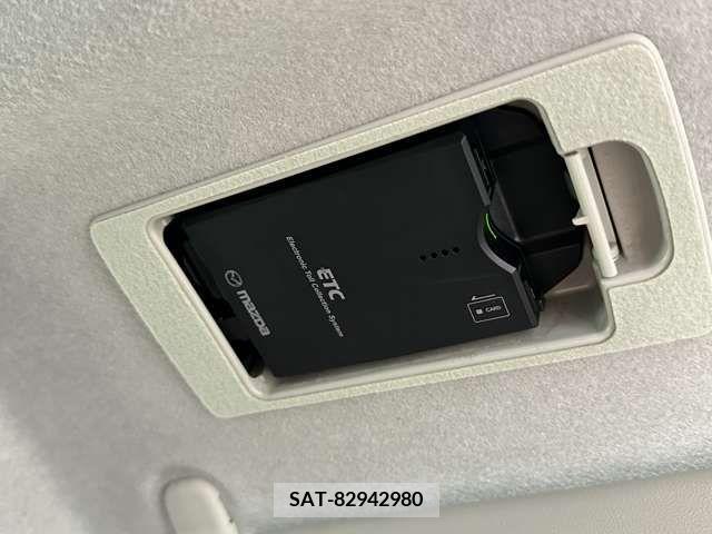 Mazda PREMACY 2013-07 327411-14