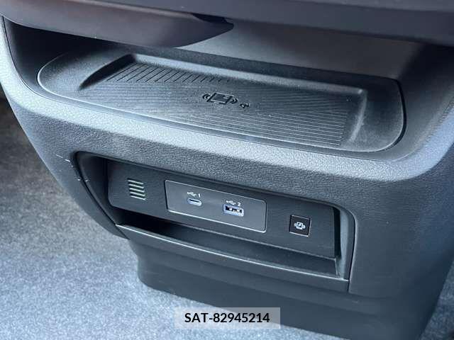 Nissan SERENA 2024-08 367619-10