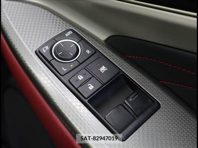 Lexus RC 2016-04 354282-17