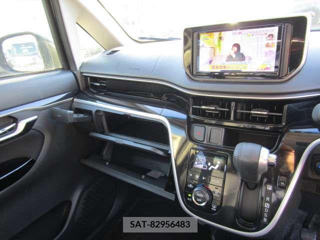 Daihatsu MOVE CUSTOM 2019-02 219878-17
