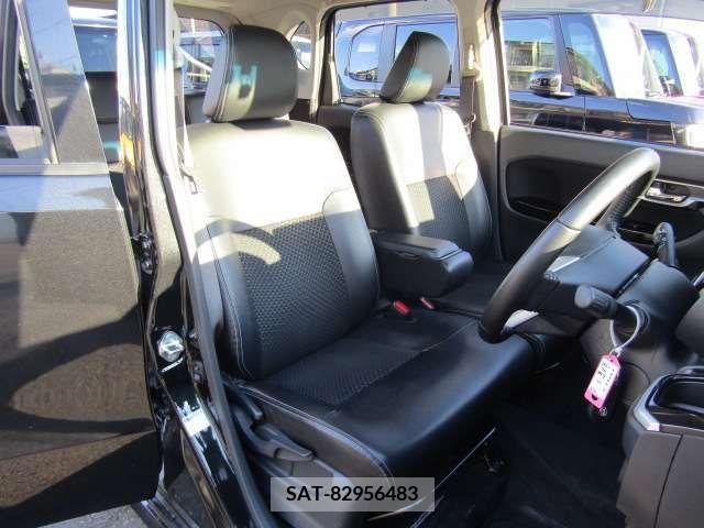 Daihatsu MOVE CUSTOM 2019-02 219878-18