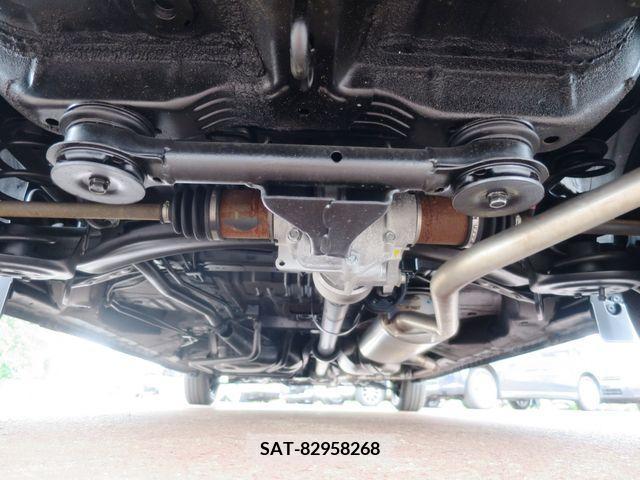 Honda N BOX 2023-09 347343-28