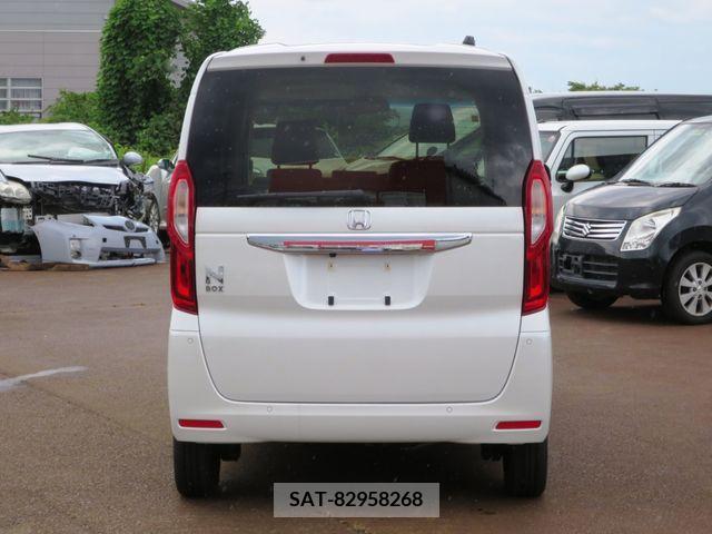 Honda N BOX 2023-09 347343-3