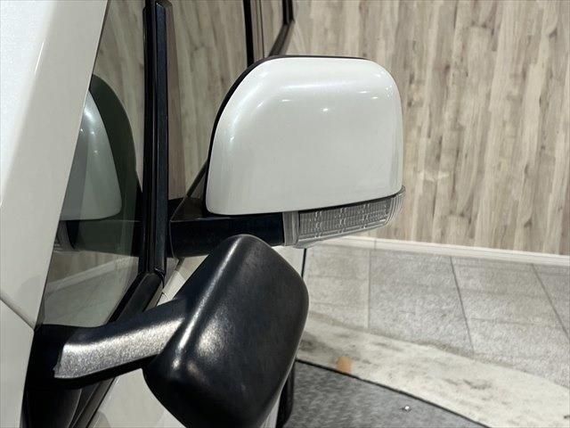 Mitsubishi DELICA D5 2012-01 190055-13