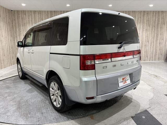 Mitsubishi DELICA D5 2012-01 190055-6