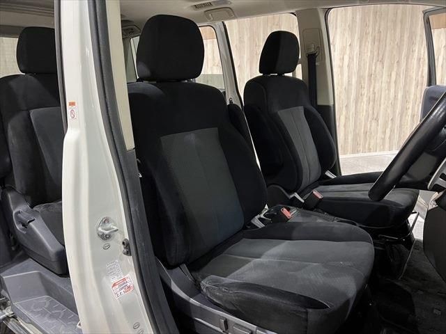 Mitsubishi DELICA D5 2012-01 190055-19