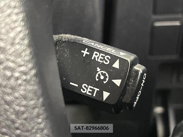 Toyota VELLFIRE 2015-05 372484-6