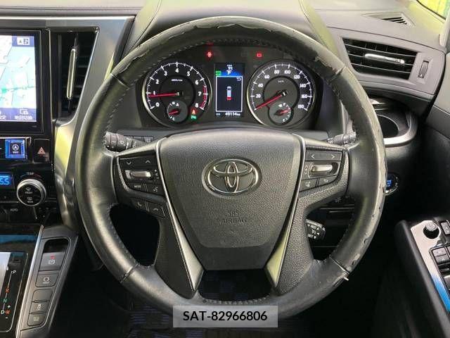Toyota VELLFIRE 2015-05 372484-11