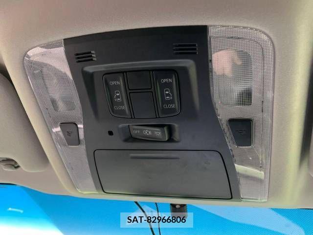 Toyota VELLFIRE 2015-05 372484-3