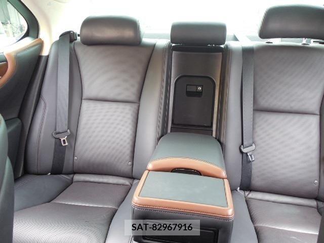 Lexus LS 2015-03 276639-11