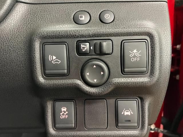 Nissan NOTE 2017-04 185038-8