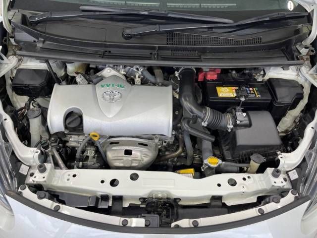 Toyota SIENTA 2017-05 9004-18