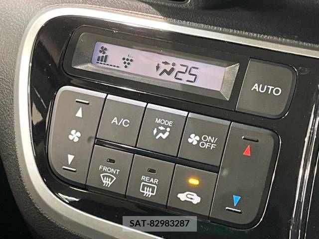 Honda N BOX CUSTOM 2016-02 233693-5