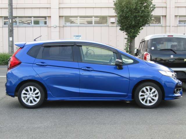 Honda FIT 2018-05 14784-3