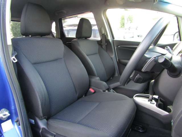 Honda FIT 2018-05 14784-12