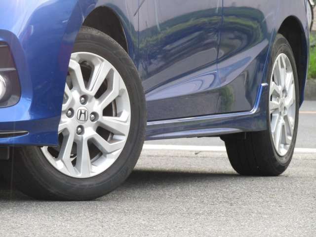 Honda FIT 2018-05 14784-17