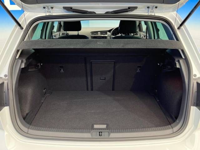 VolksWagen GOLF 2019-12 190516-11