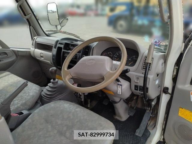 Hino DUTRO 2006-09 267728-11
