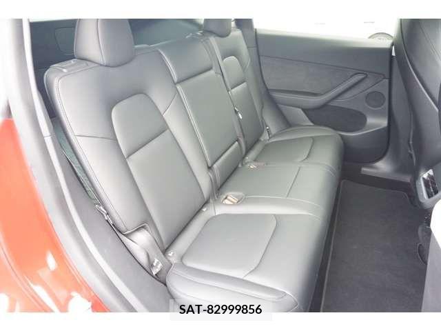 Tesla MODEL Y 2022-09 287617-19