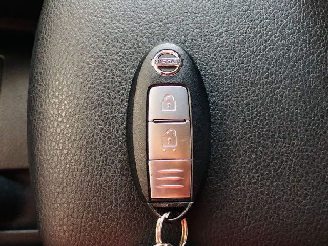 Nissan X-TRAIL 2011-02 11305-25