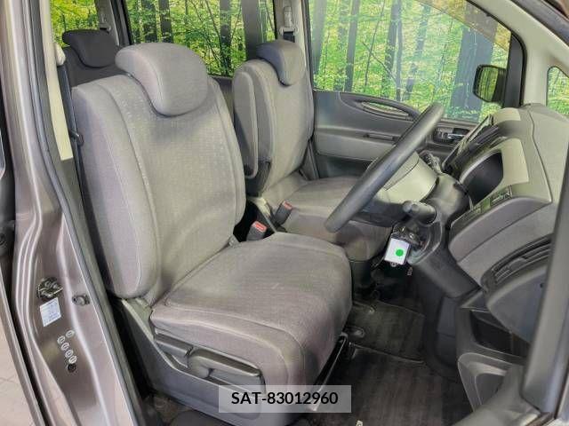 Nissan SERENA 2005-10 324837-8
