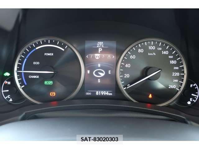 Lexus NX 2015-12 300539-10