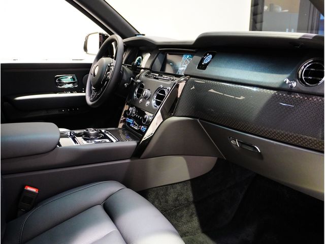 ROLLS-ROYCE CULLINAN 2021-09 17213-3