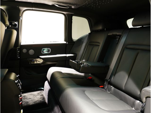 ROLLS-ROYCE CULLINAN 2021-09 17213-5