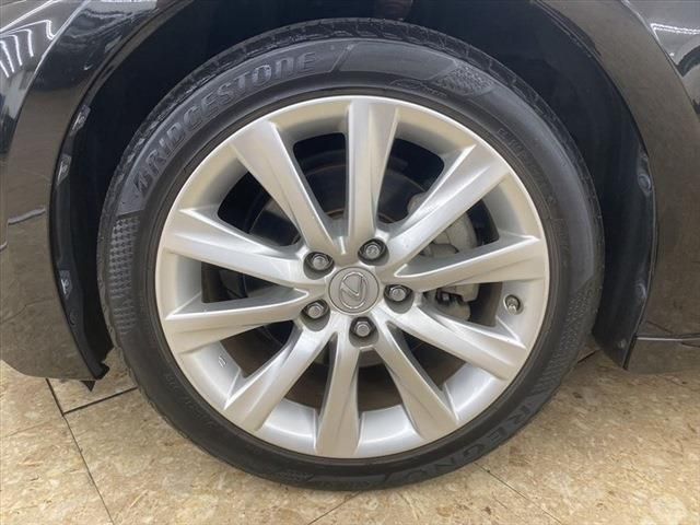 Lexus IS 2014-01 17731-16