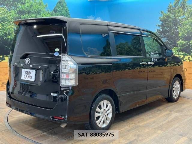 Toyota VOXY 2010-06 254484-17