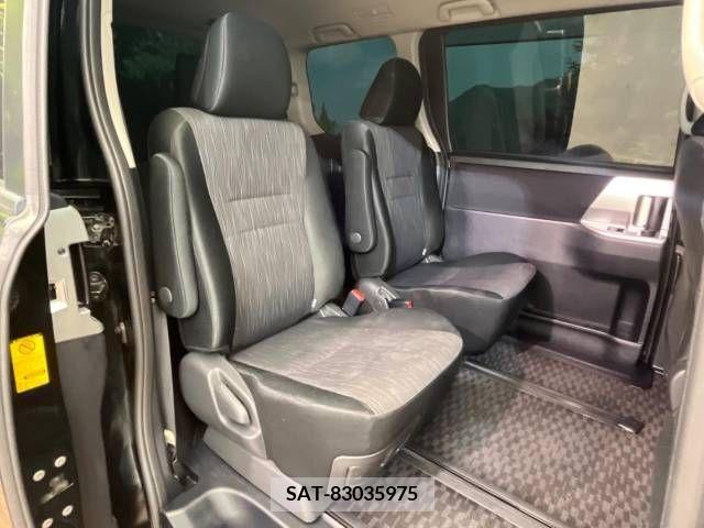 Toyota VOXY 2010-06 254484-9