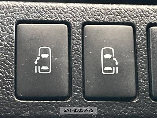 Toyota VOXY 2010-06 254484-5
