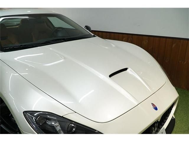 Maserati GRANTURISMO 2015-07 193695-4