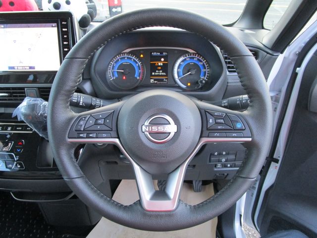 Nissan ROOX 2023-09 28367-10