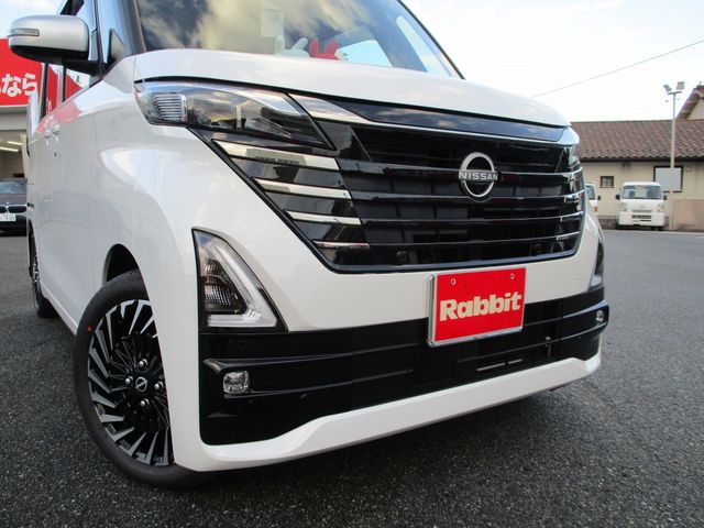 Nissan ROOX 2023-09 28367-3