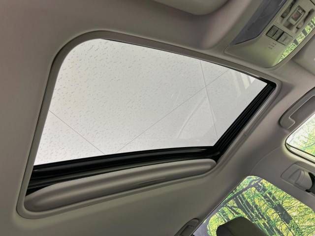 Toyota RAV4 2019-05 183828-3