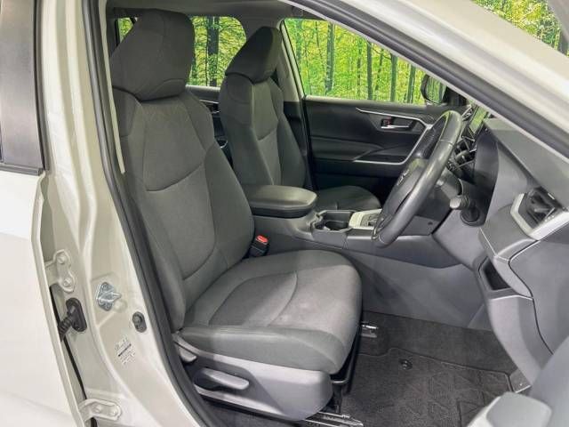 Toyota RAV4 2019-05 183828-8