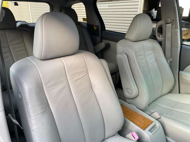 Toyota ESTIMA 2009-05 185291-19