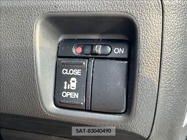 Honda N BOX CUSTOM 2013-01 365024-13