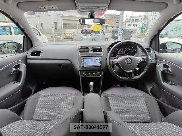 VolksWagen POLO 2018-02 320234-2