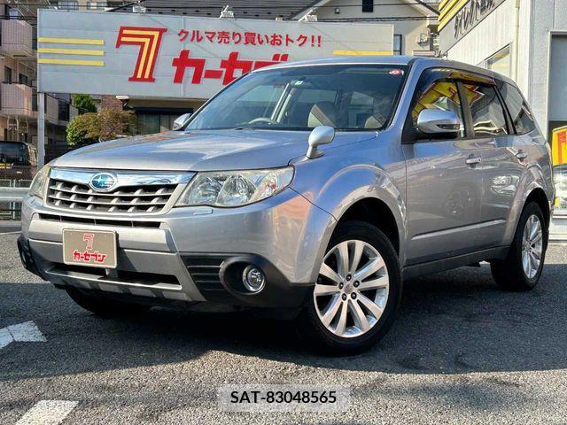 Subaru FORESTER 2011-08 360468-0