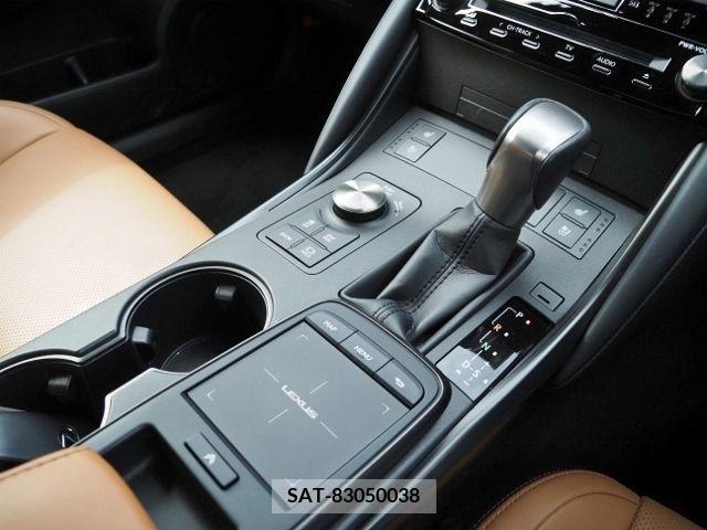 Lexus IS 2022-03 397103-21